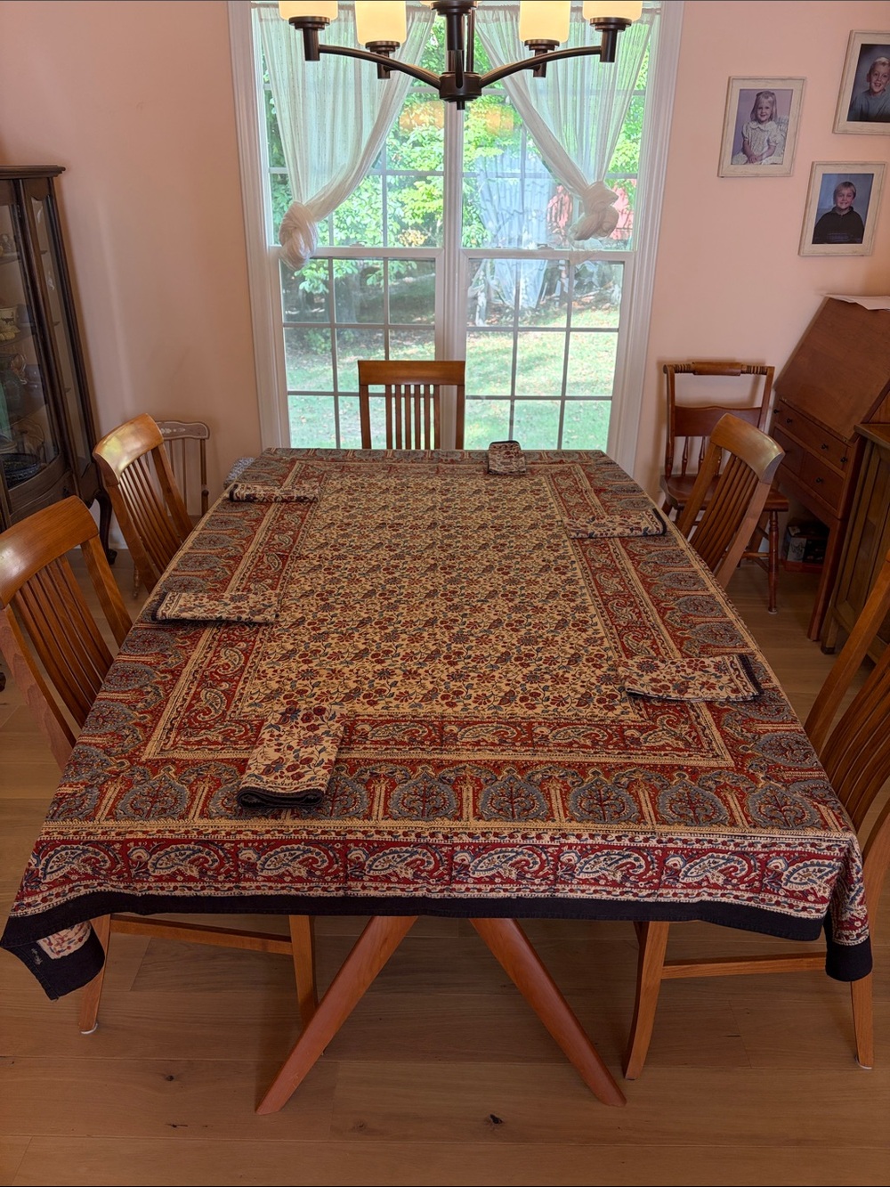 Brick Red/Cream/Black/Blue Tablecloth with 10 napkins